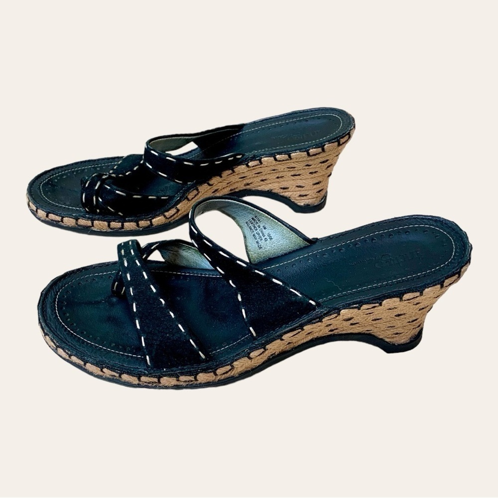 Clarks Indigo Wedge Sandals Suede 3 Inch Heels Size 9M - Picture 3 of 11